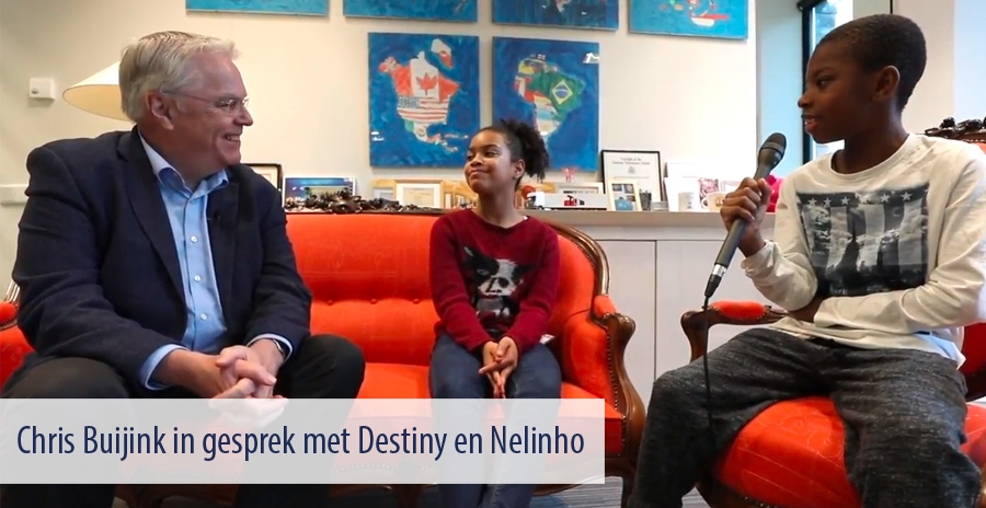 Chris Buijink in gesprek met Destiny en Nelinho