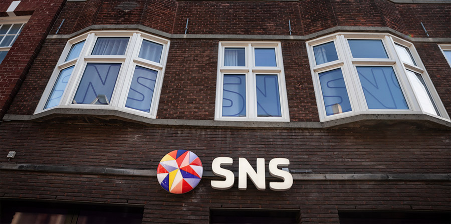 SNS Reaal-beleggers ontvangen €900 miljoen uit Nederlandse schatkist