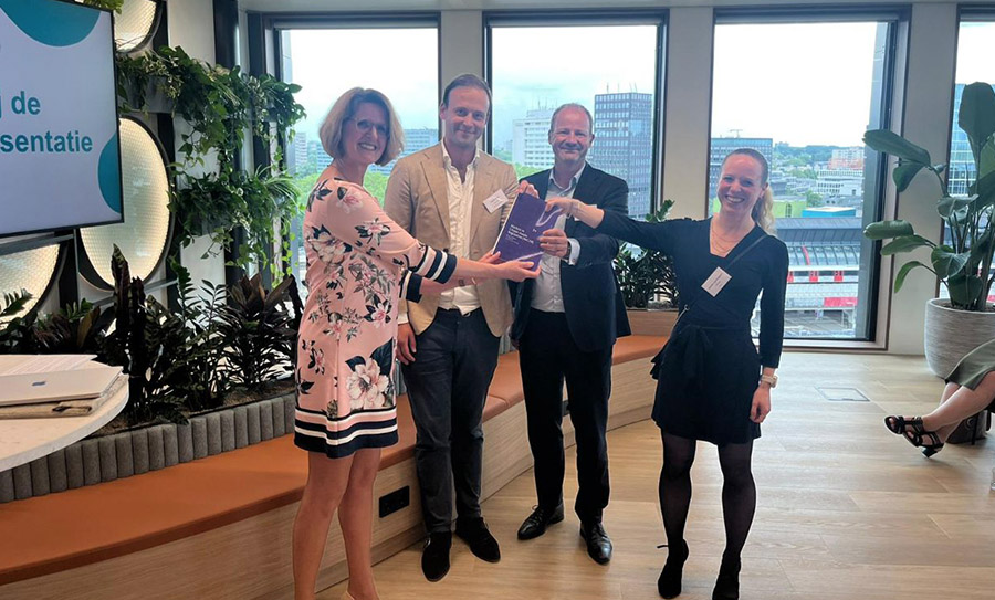 Nederlands juridisch handboek ‘Markets in Crypto-Assets Regulation’ is gelanceerd Nederlands juridisch handboek ‘Markets in Crypto-Assets Regulation’ is gelanceerd