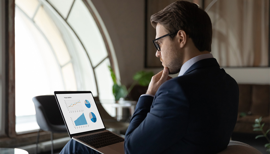 Nederlandse beleggingsmarkt gedomineerd door jonge mannen met hoge inkomens