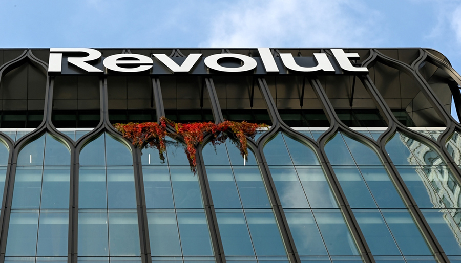 Groeipijn bij Revolut: Zorgen over risicobeheer vertragen Britse banklicentie