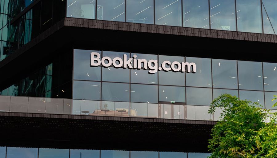 Revolut sluit betalingssamenwerking met Booking.com