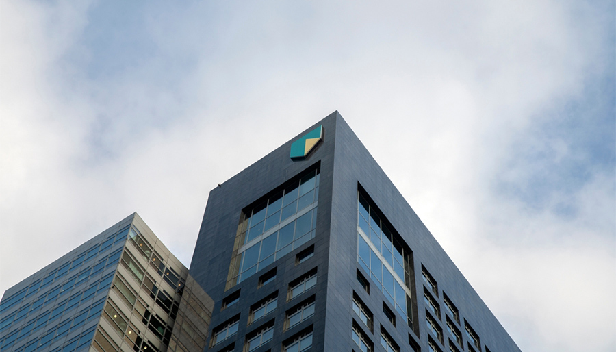 ABN AMRO sluit eerste kwartaal af met €693 miljoen winst