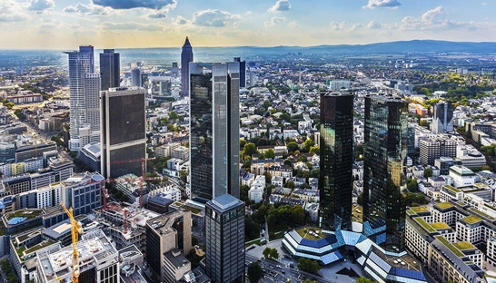 Duitse banken vragen politiek om Frankfurt te steunen