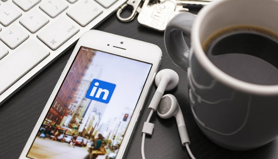 3 banken in 10 meest invloedrijkste merken op LinkedIn