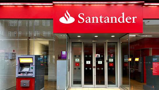Santander sluit 140 vestigingen in UK, 1.200 banen op de tocht