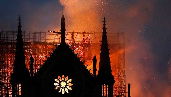 Franse banken doneren tientallen miljoenen voor heropbouw Notre-Dame