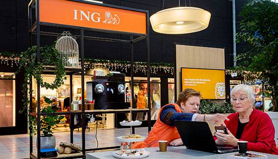 ING trekt met pop-up store het land in om mensen digitaal vaardig te maken