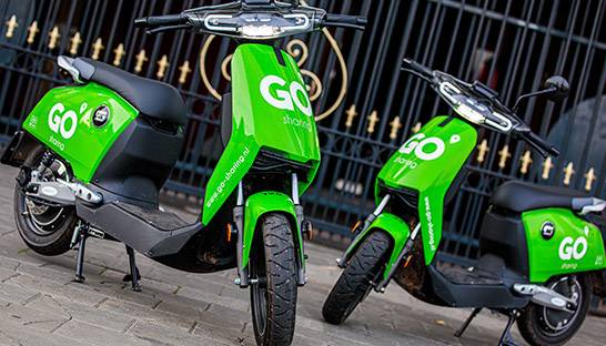 Rabobank steekt miljoenen in deelsysteem elektrische scooters