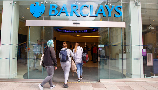  Barclays wil profiteren van massaontslagen in big techsector