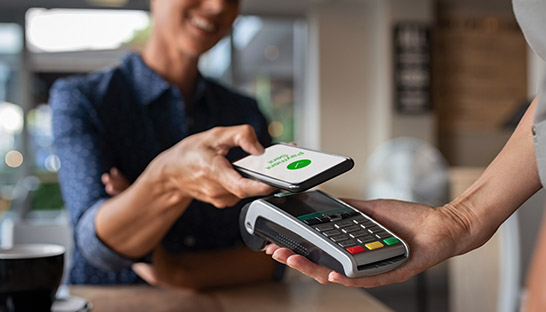 Revolut lanceert Tap to Pay op iPhone voor zakelijke klanten in Nederland