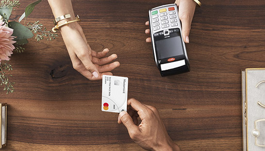 Knab en Mastercard introduceren nieuwe betaalpas
