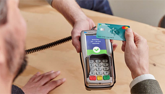 ABN AMRO lanceert nieuwe Mastercard-betaalpas
