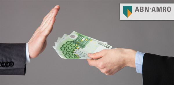 Raad van Bestuur ABN AMRO ziet af van loonsverhoging Raad van Bestuur ABN AMRO ziet af van loonsverhoging